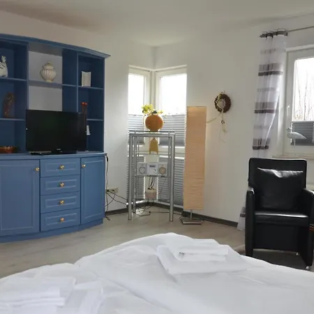 Monika - Ferienwohnung 7 *